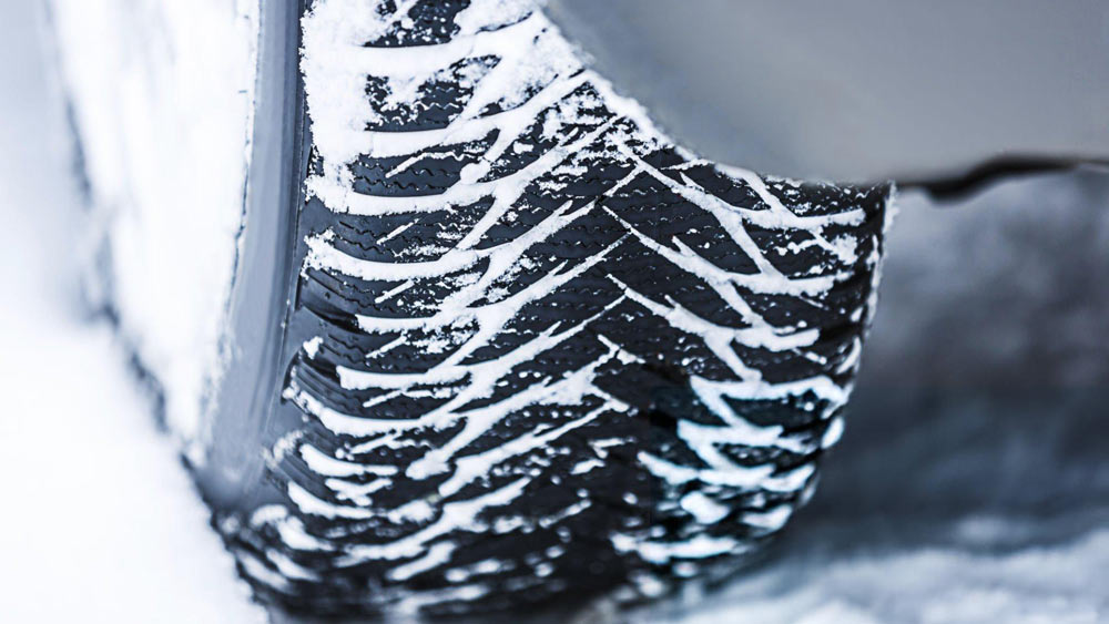 Dentatura Battistrada degli Pneumatici Invernali Dentatura Battistrada degli Pneumatici Invernali